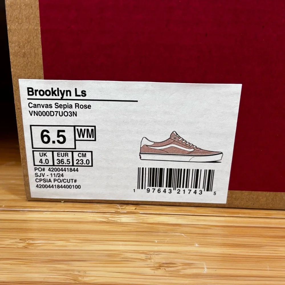 Vans Brooklyn LS Sepia Rose Canvas‎ Women's Low Top Sneakers Sz 6.5 Pink